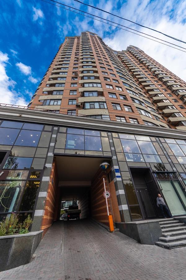 New Building Near Arena City Lesi Ukrainky 7A Киев Екстериор снимка