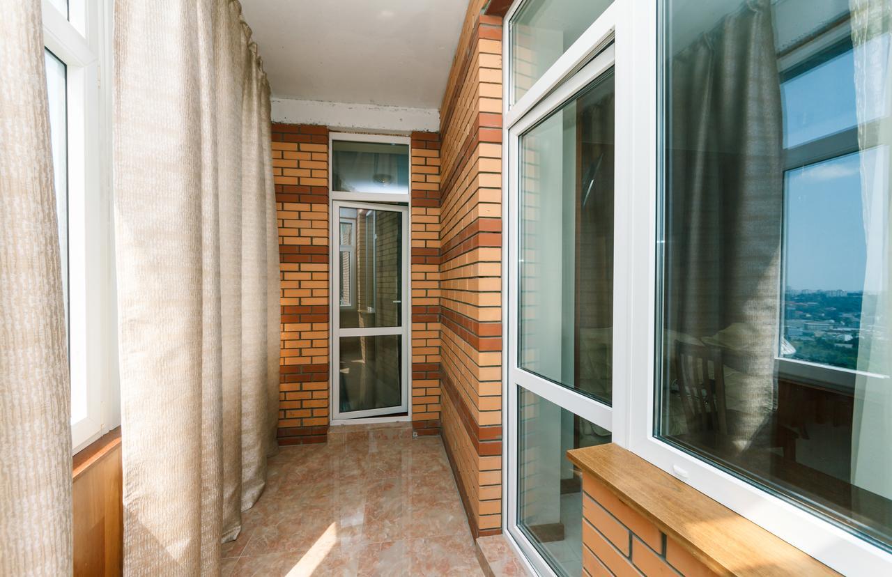 New Building Near Arena City Lesi Ukrainky 7A Киев Екстериор снимка